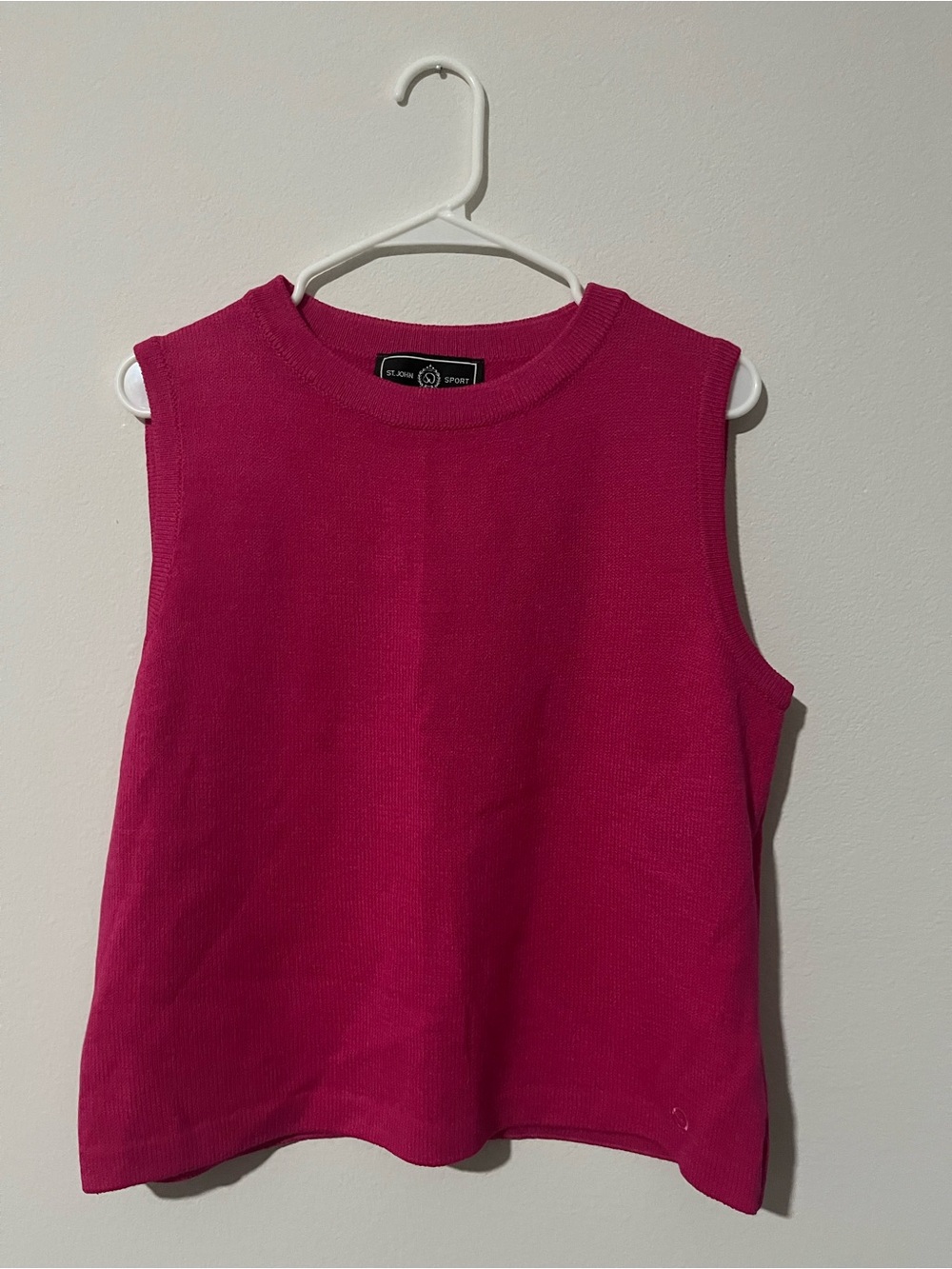 Vintage St. John Sport by Marie Gray Hot Pink Sleeveless Knit Tank